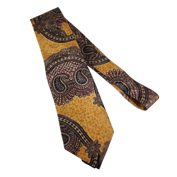 Jos A. Banks 100% Silk Paisley Tie - Picture 1 of 6